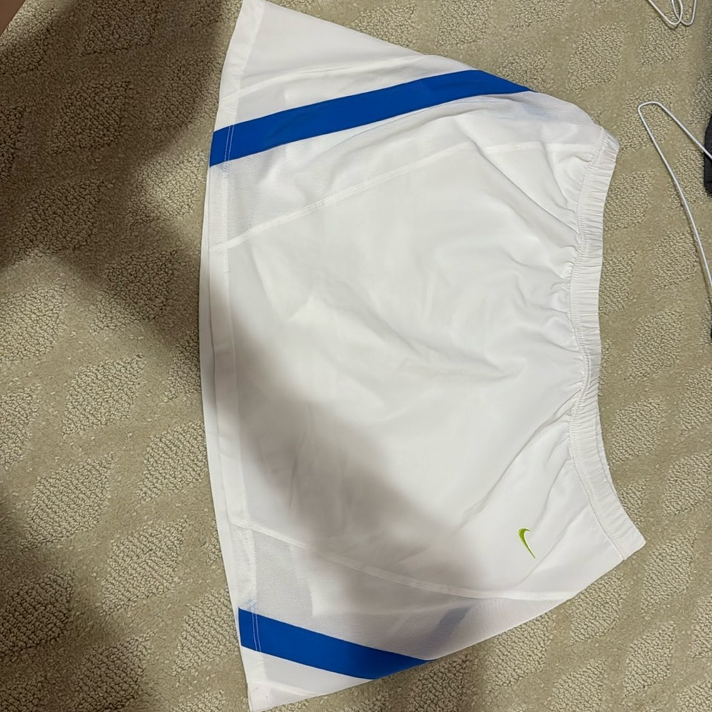 super cute nike tennis skirt! Nike fit dry!